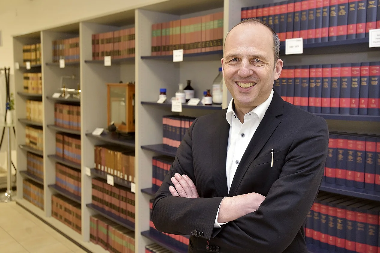 CEO Dr. Raphael Vogler 